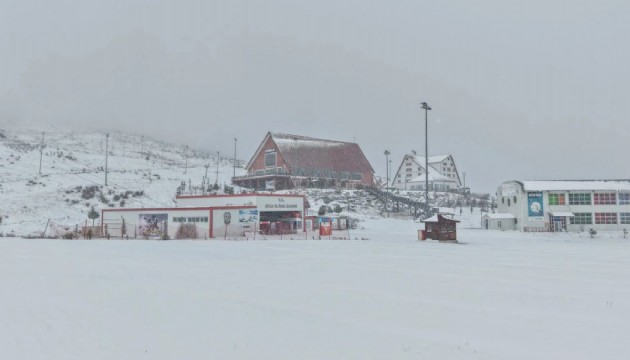 136 köy yolu ulaşıma kapandı