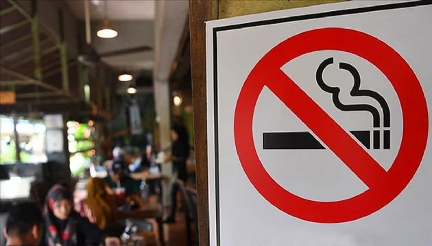 Artık açık alanlarda da sigara içilemeyecek