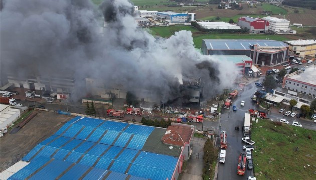Silivri'de fabrika yangını!