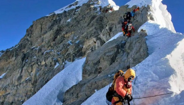 Everest’te 20 milyon dolarlık vurgun!