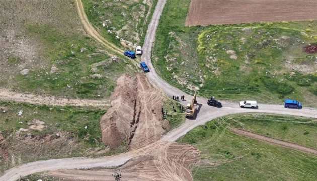Kazı esnasında kafatası ve kemikler bulundu