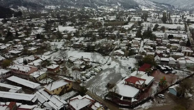 İzmir'e mayıs ayında kar sürprizi!