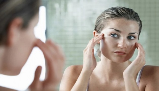 Dermatolog uyardı: Sosyal medyadaki o cilt bakım trendlerine uyanlar yandı