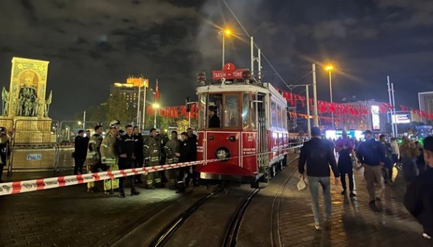 Beyoğlu'nda nostaljik tramvayda yangın