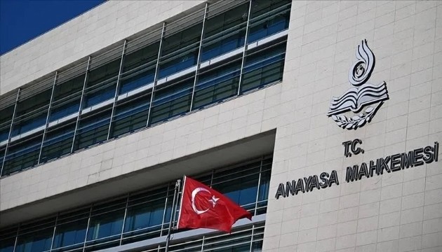 Bir partinin amblemi iptal edildi