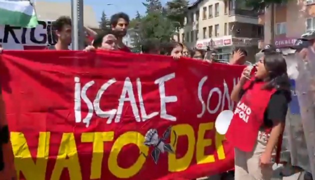 Ankara'da NATO protestosu