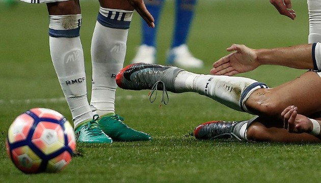 FIFA'dan 1 dakika kuralı