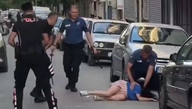 Sokak ortasında samuray kılıçlı dehşet