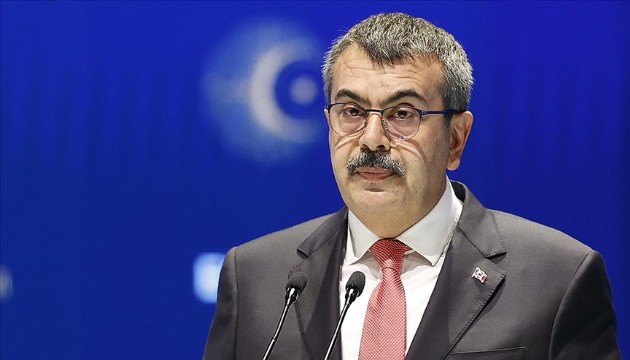 Bakan Tekin'den tatil mesajı