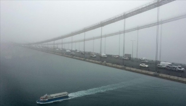Boğazda trafik askıya alındı