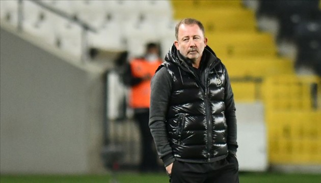 Sergen Yalçın'dan oyunculara uyarı