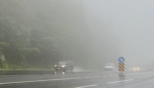 Bolu Dağı yolu sisle kaplandı