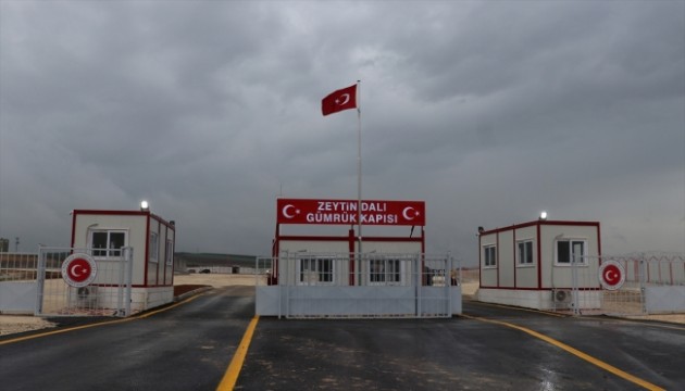 Suriye 2 gümrük kapısını kapattı