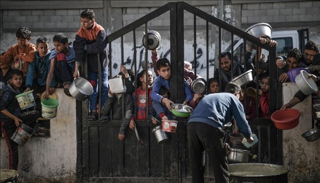 Gazze'de açlıktan ölenlerin sayısı artıyor