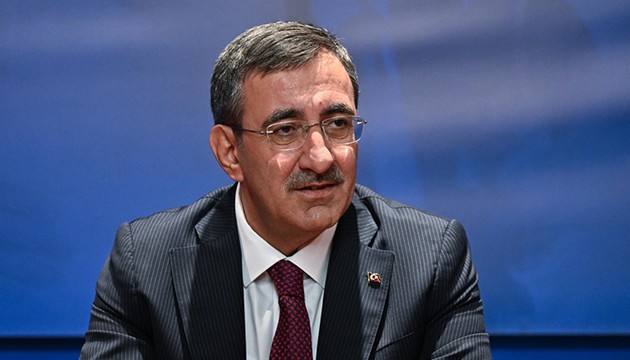 Yılmaz'dan Özel'e tepki