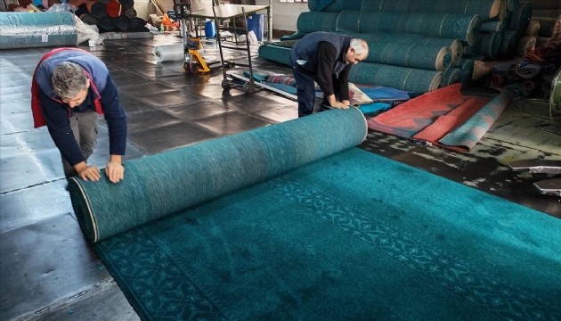 Tokyo Camisi’nin halıları Manisa’dan