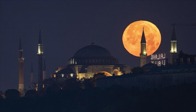 Üç aylar bu yıl ikinci kez başlayacak