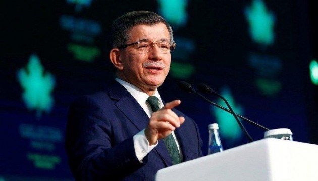 Ahmet Davutoğlu: Savaş Türkiye’nin kapısında!