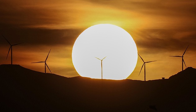 Temiz enerjide rekor