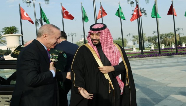 Cumhurbaşkanı Erdoğan Prens Selman ile görüştü