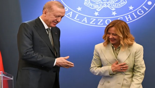 Erdoğan uyarmıştı: Meloni'den sigara kararı