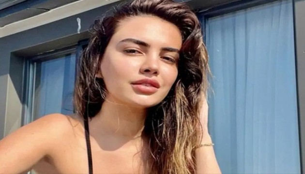 Fenomen Ece Ronay'a “Devletin askeri teşkilatını aşağılama” soruşturması