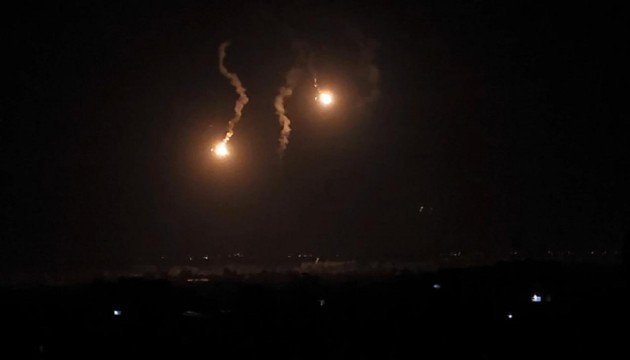 İsrail Refah’ta 50’den fazla yeri havadan bombaladı