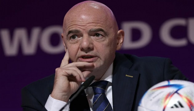 İnfantino harekete geçti: İlk 11'e 'altyapı' hamlesi