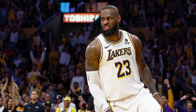 41 yaşındaki LeBron James'in yeni takımı belli oldu: 2 yıllık sözleşme