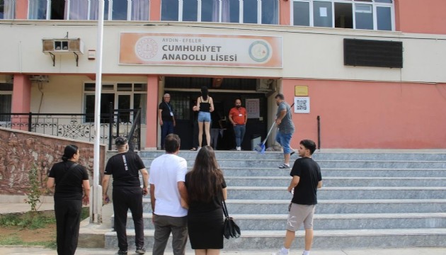 Sınava geç kalanlar mercek altında