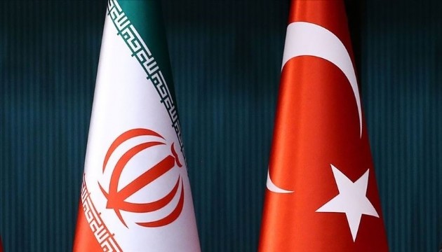 'Türkiye'ye hiçbir mühimmat fırlatılmadı'