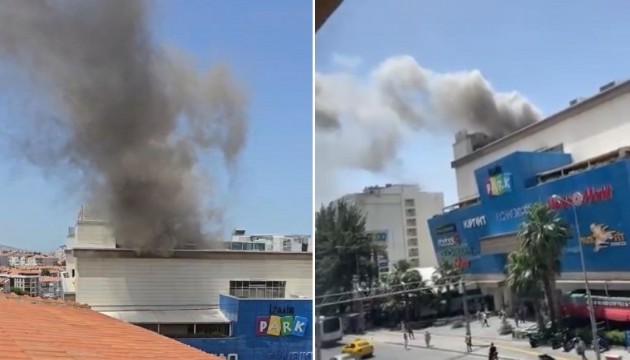 İzmir'de bir AVM'de korkutan yangın