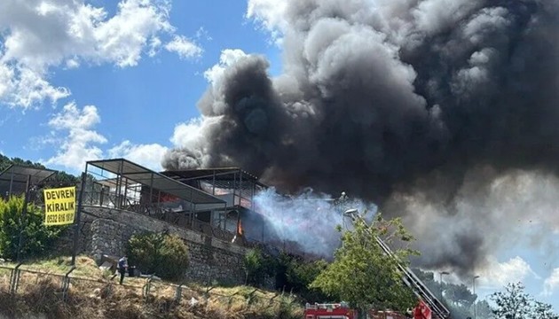 Maltepe'de restoran yangını