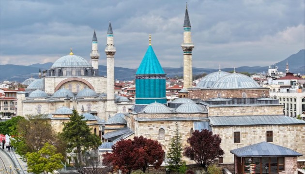 Mevlana Müzesi, yılın ilk yarısında 1 milyon 442 bin 502 ziyaretçiyi ağırladı