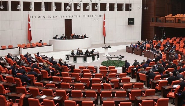 Meclis'te yoklama krizi: MHP'li başkanvekilinden Ak Partili vekillere sert tepki