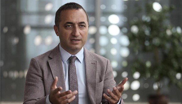 Siyaset Bilimci Murat Ilıkan'dan Yavaş'a: 'Ben adayım' diyecek misin?