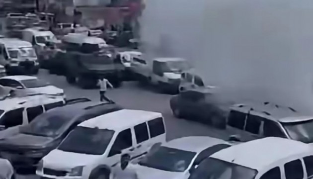 Akrabalar arasında kavga: Çok sayıda yaralı ve gözaltı var
