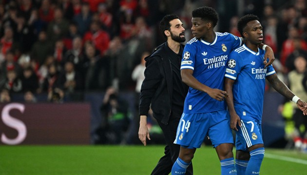 UEFA'dan ırkçılık soruşturması