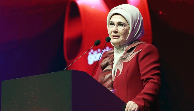 Emine Erdoğan'dan Babalar Günü mesajı