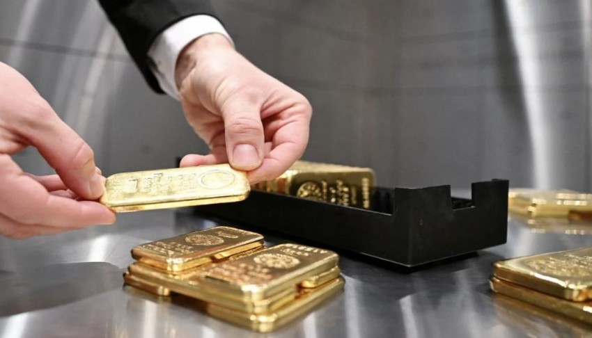 FED'in açıklamaları altını düşürdü