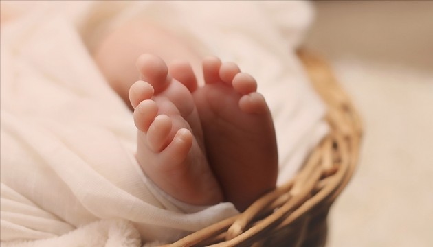 Otobüs durağına 1 aylık bebek bırakıldı!