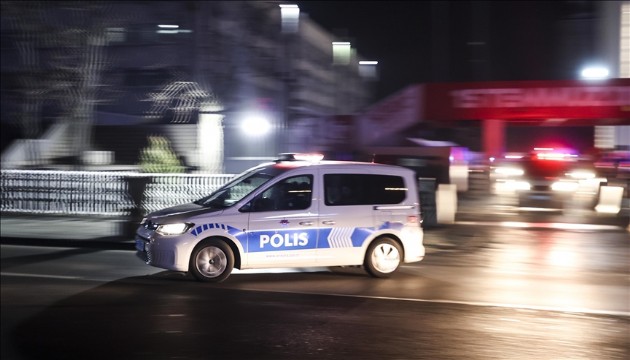 Yasa dışı bahis çetesine operasyonda 24 gözaltı