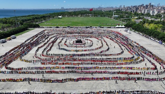 5 bin kişilik horon Guinness Rekorlar Kitabı'na girdi
