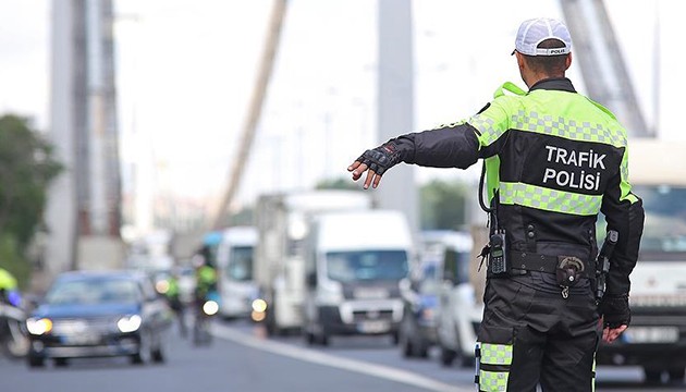 Trafikte ihlaller azaldı