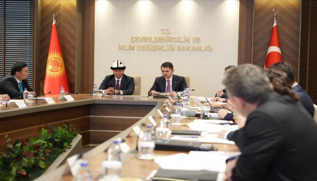 Bakan Kurum Kırgızistan heyetini kabul etti