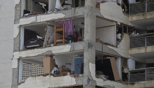 Depremde can kaybı 235’e yükseldi