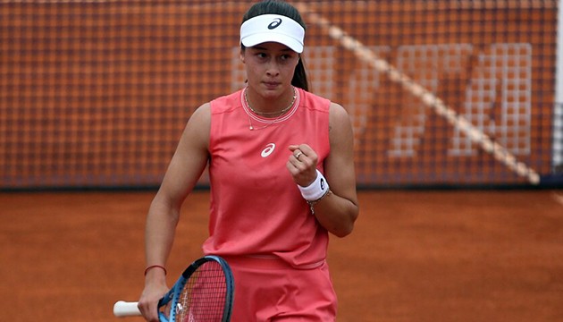 Zeynep Sönmez çeyrek finalde